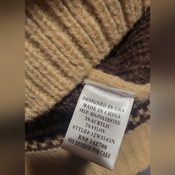 Horse Sweater 🐴 - Picture 7 of 7